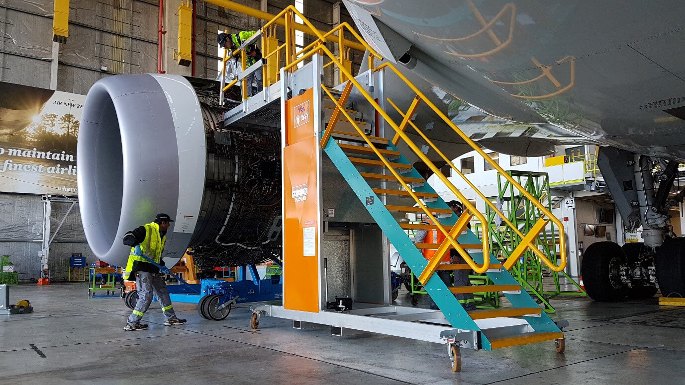 AHP-Giraffe-engine-access---Air-New-Zealand-sml