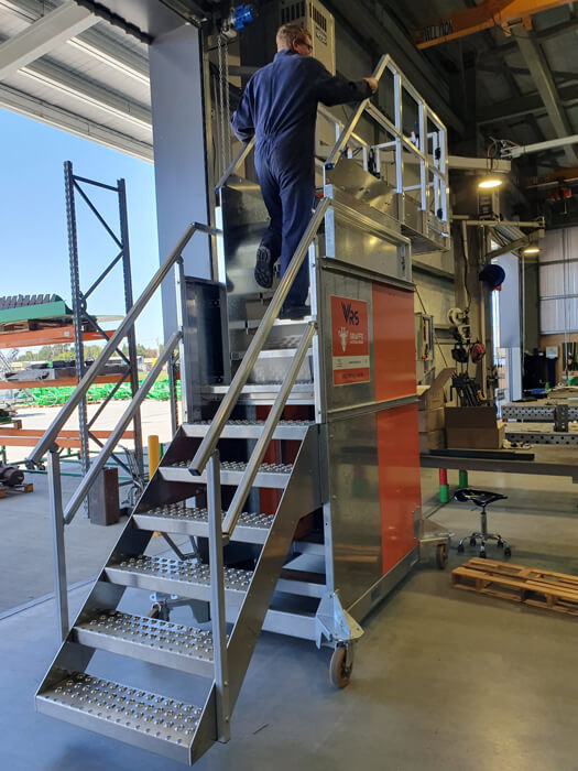 G20-w-Std-Castors-as-a-service-platform-sml